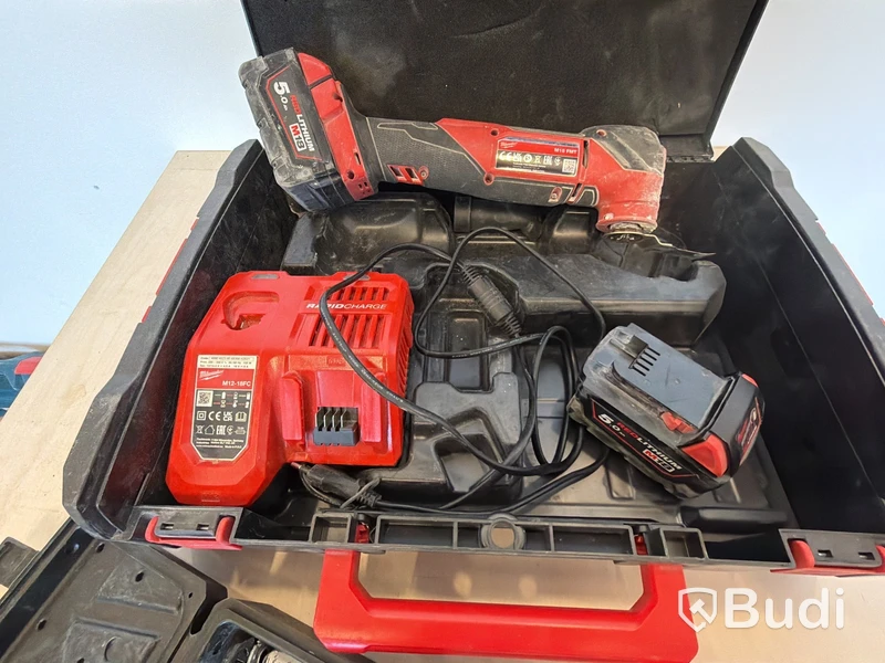 Milwaukee multimaskin