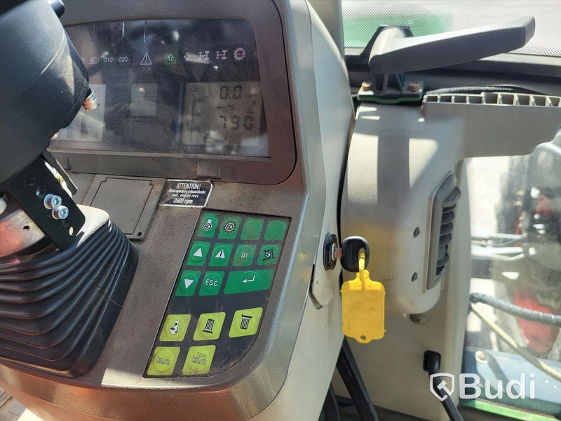 Traktor Fendt 820 Vario TMS med dubbelmontage - 2009