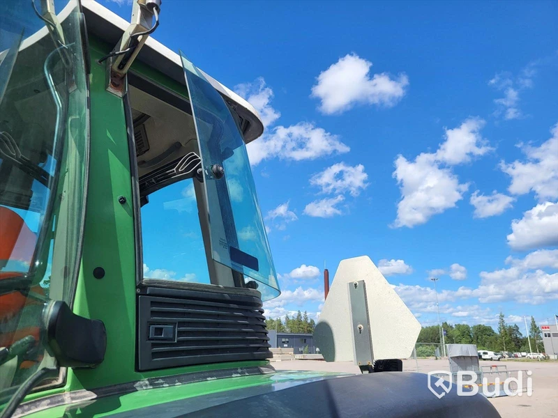 Traktor Fendt 820 Vario TMS med dubbelmontage - 2009