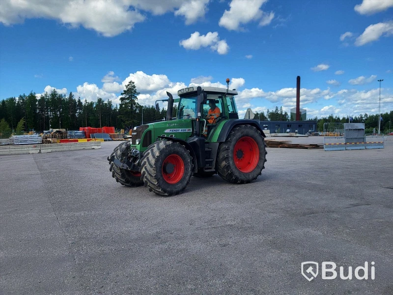 Traktor Fendt 820 Vario TMS med dubbelmontage - 2009