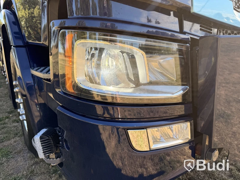 Site Cabin Truck Scania R500 12.7 8x2-6 -2018 | Palfinger 135