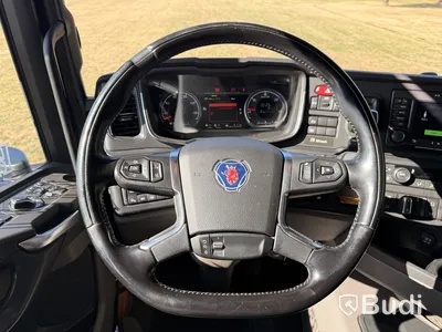 Site Cabin Truck Scania R500 12.7 8x2-6 -2018 | Palfinger 135