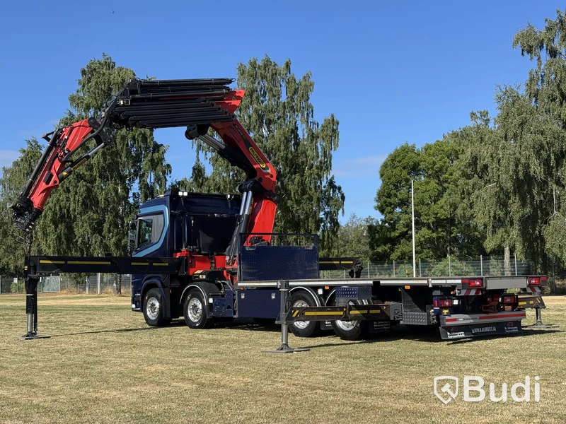 Site Cabin Truck Scania R500 12.7 8x2-6 -2018 | Palfinger 135