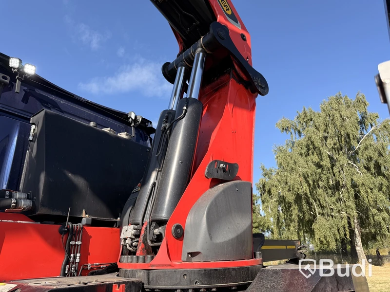 Site Cabin Truck Scania R500 12.7 8x2-6 -2018 | Palfinger 135