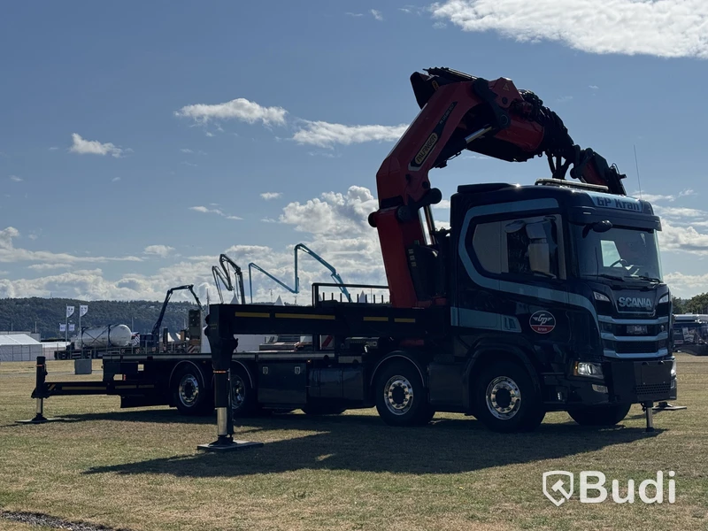 Site Cabin Truck Scania R500 12.7 8x2-6 -2018 | Palfinger 135