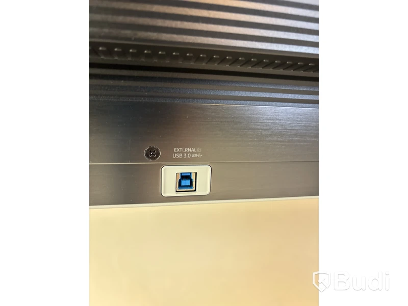 Skärm Samsung Flip WM85B 85 tum touchskärm inkl. TV-ställ på hjul