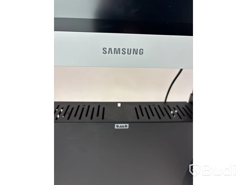 Skärm Samsung Flip WM85B 85 tum touchskärm inkl. TV-ställ på hjul