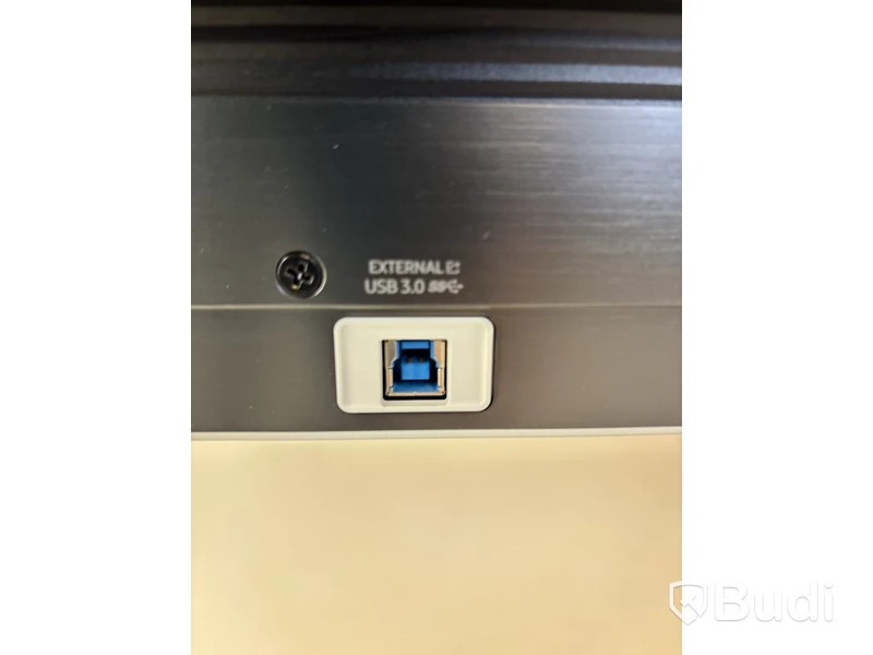 Skärm Samsung Flip WM85B 85 tum touchskärm inkl. TV-ställ på hjul