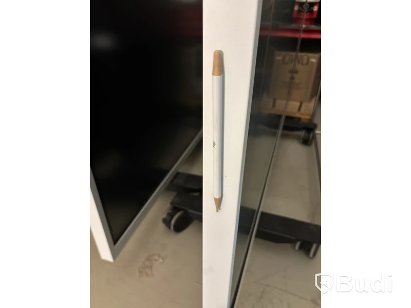 Skärm Samsung Flip WM85B 85 tum touchskärm inkl. TV-ställ på hjul