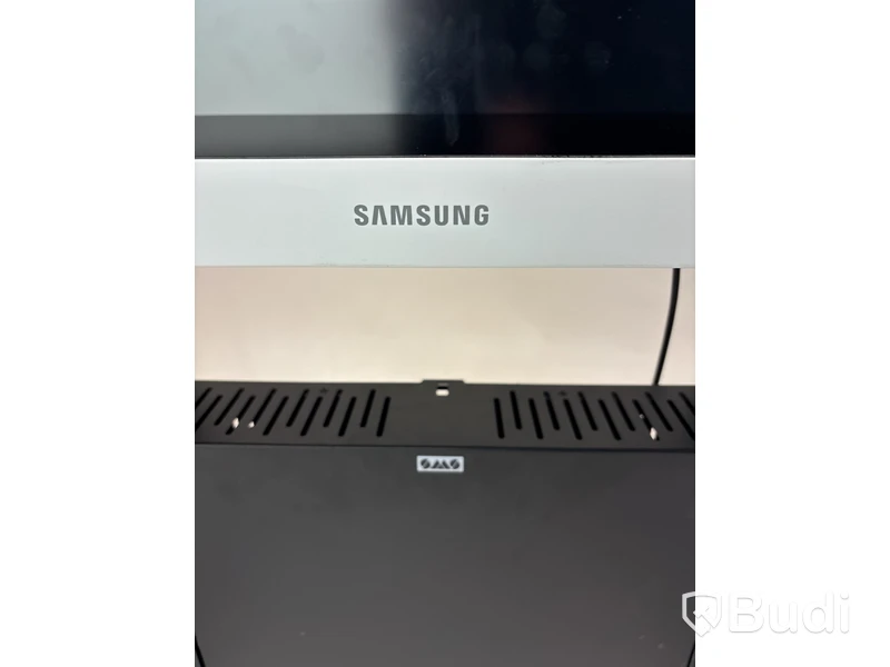 Skärm Samsung Flip WM85B 85 tum touchskärm inkl. TV-ställ på hjul