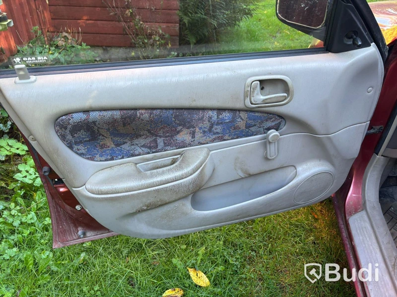 Personbil TOYOTA COROLLA -1998 | BENSIN Full s-bok