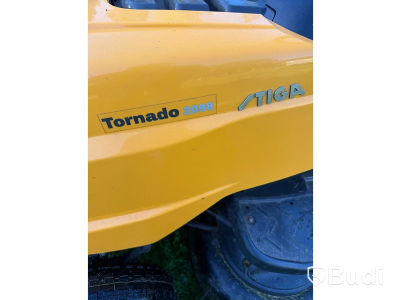 Åkgräsklippare Stiga Tornado 2098