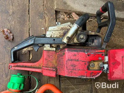 2 st. motorsågar Stihl och Jonsered