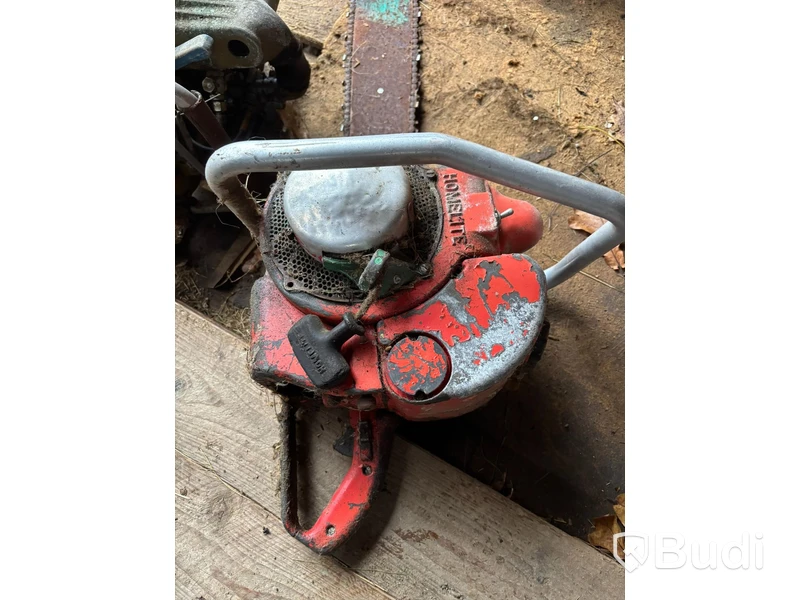 3 st. antika motorsågar