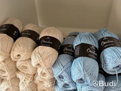 Stort parti garn och tillbehör, bl.a. Järbo, Rauma, Svarta Fåret m.fl