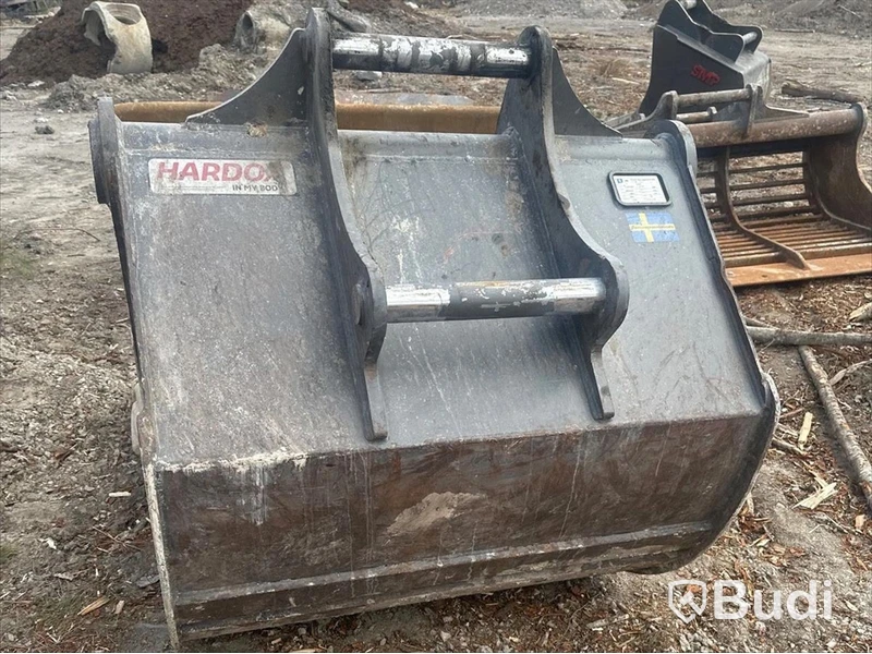 1 Götene Grävskopa, tandad 1800L S70 tand J-450 5 st tänder - s/n 43238-