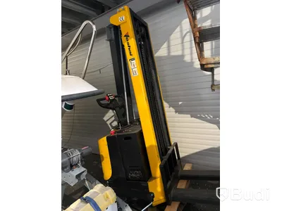 Ledstaplare Veshai WS-100/30, lyfthöjd 3 m, batterier dåliga.