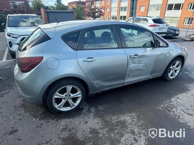 Opel Astra 1.4 Turbo -2010