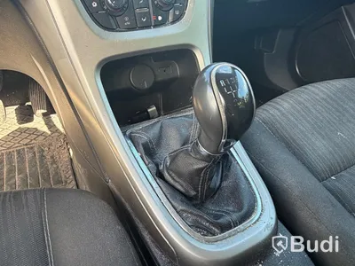 Opel Astra 1.4 Turbo -2010