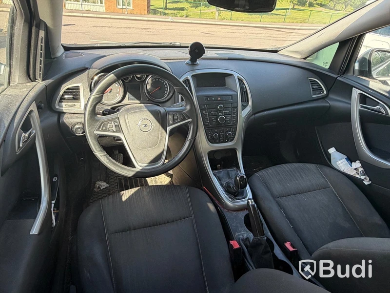 Opel Astra 1.4 Turbo -2010