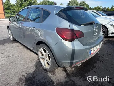 Opel Astra 1.4 Turbo -2010