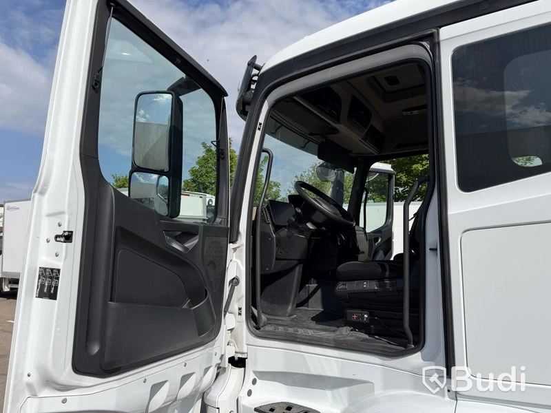 Distributionsbil, Mercedes-Benz ACTROS -2022