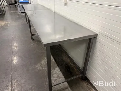 2 st rostfria bänkar.