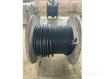 Parti elkabel kabeltrummor
