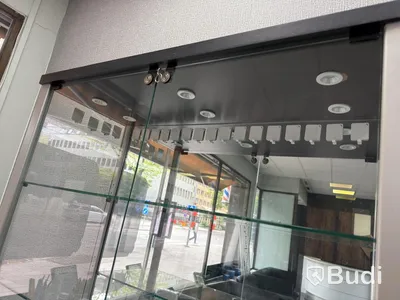 Glasskåp
