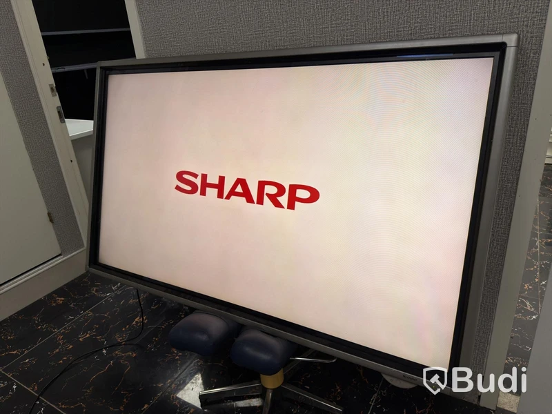 LCD-skärm Sharp PN-L702B, 240 W