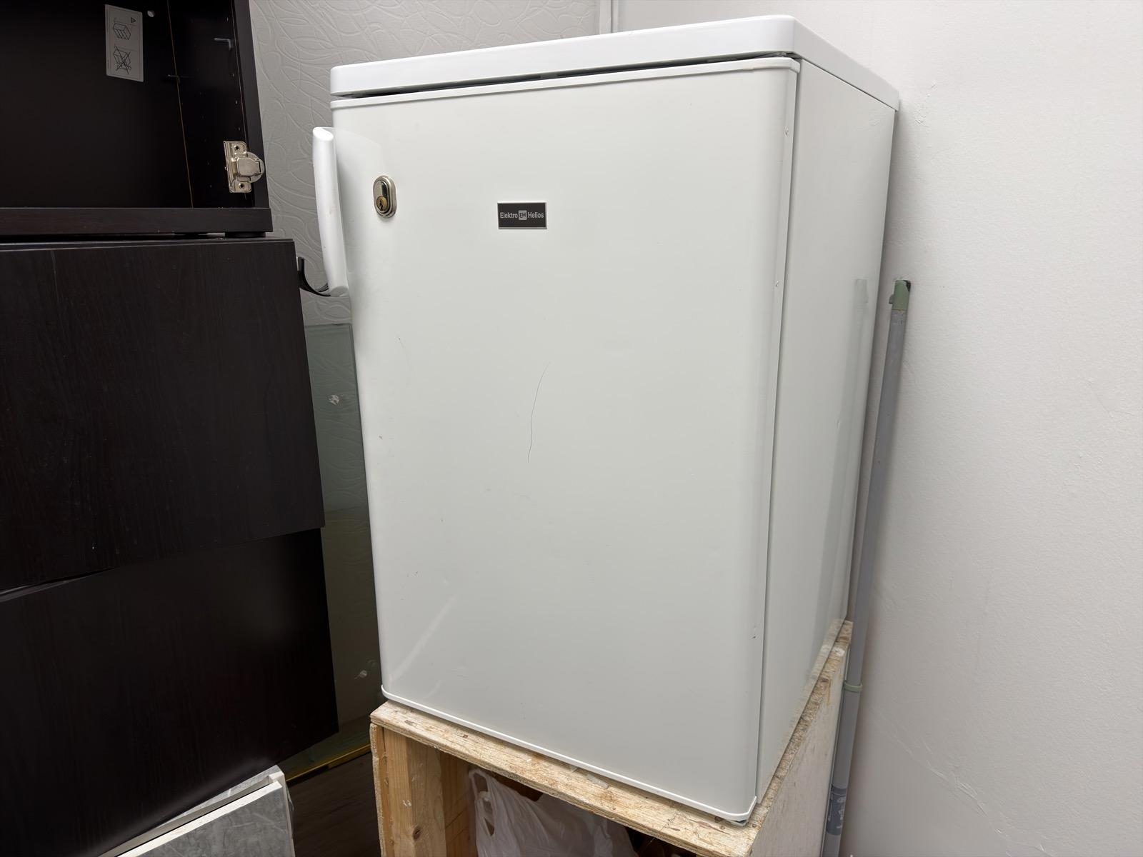 Kylskåp Elektro Helios TT160C