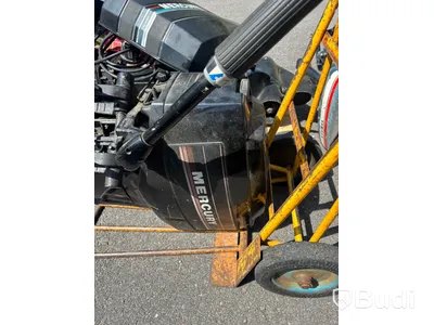3 st. båtmotorer Mercury och Yamaha.