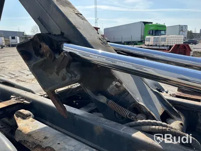 Kranväxlare Scania R480 LB 8X4*4 HSA -2011 | Reparationsobjekt