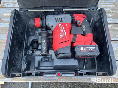 Borrhammare Milwaukee M18 CHPX, med 18 V batteri