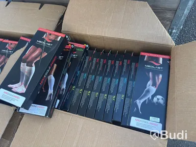 Sportstöd, blandat parti ca. 150 förpackningar.