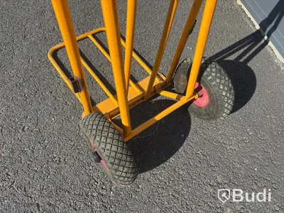 2 st.paketkärra Hörby Bruk Ekeby.