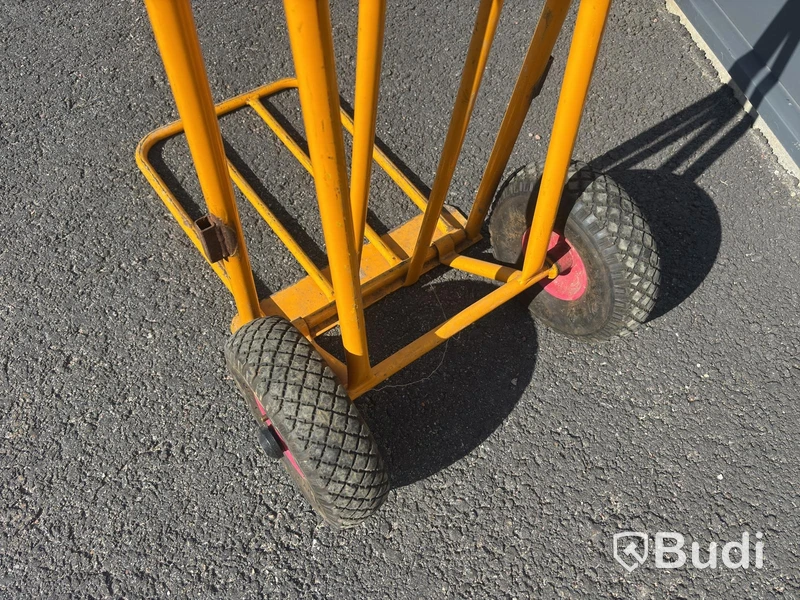 2 st.paketkärra Hörby Bruk Ekeby.