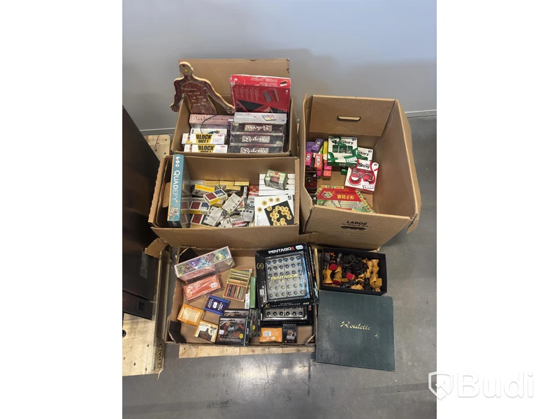 Lot of games, mixed board games and game sets