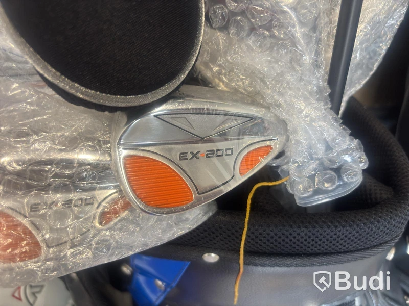 Koala Golf Clubs, Ladies' and Men's, Lot