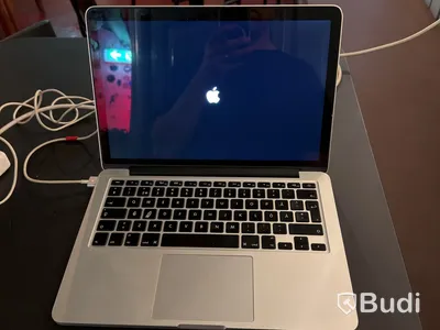 Apple MacBook Pro laptop, 13-inch Retina display