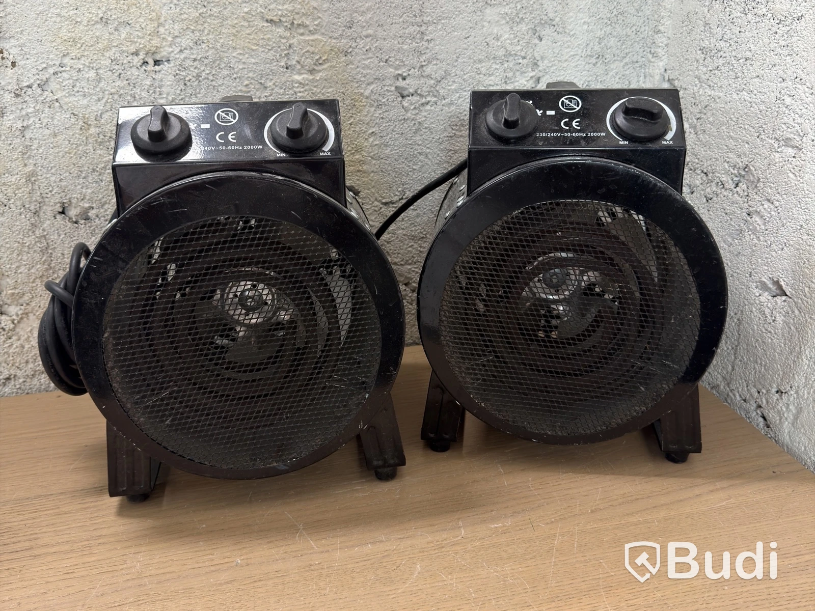 Fan heaters, 2x Schneider Electric IFH04-20A, 2000 W