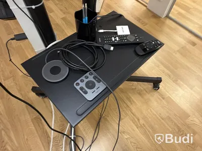 TV, Philips 50 tum på rullstativ ink Logitech Meetup konferenskamera