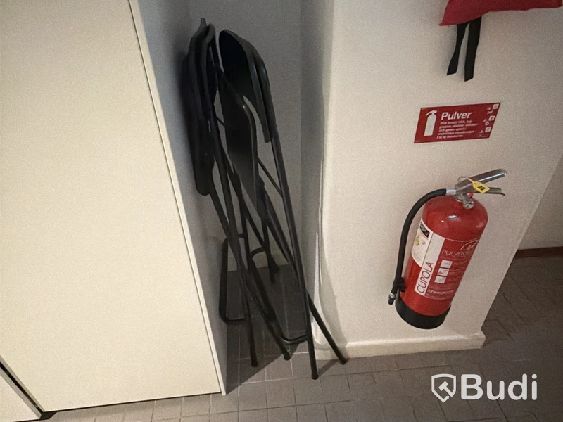 2 st fällbara barstolar, svart, stålram