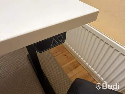 Skrivbord elektriskt höj- och sänkbart 120x80 cm, vit bordsskiva, svarta ben