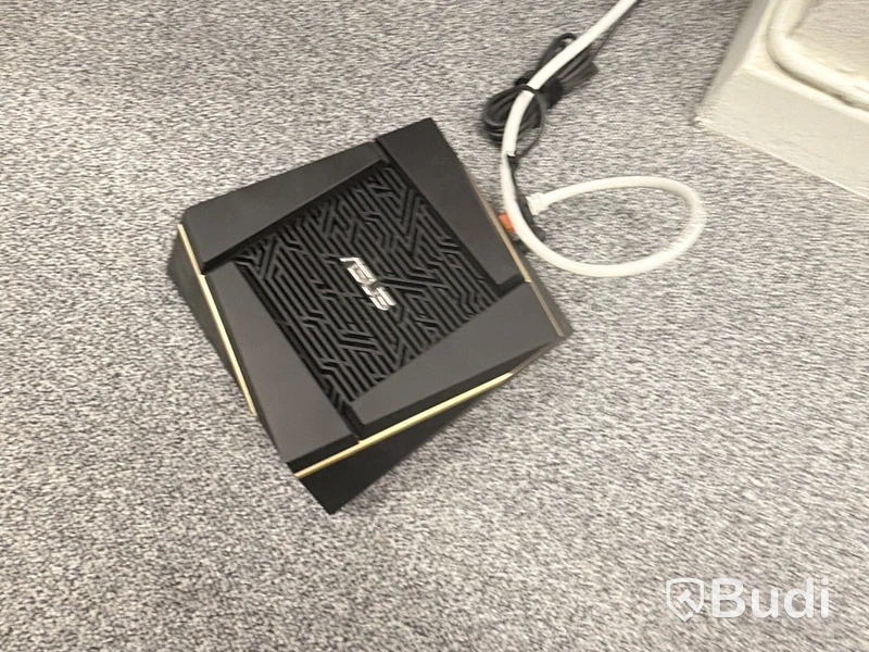 Router, Asus, svart med guldkant