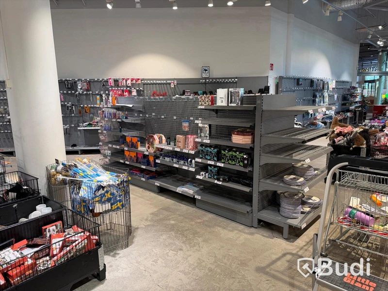 Komplett butiksinredning från ONGO Heron City (2000m²) inkl 4 st kassalinjer och 2 st entrésystem