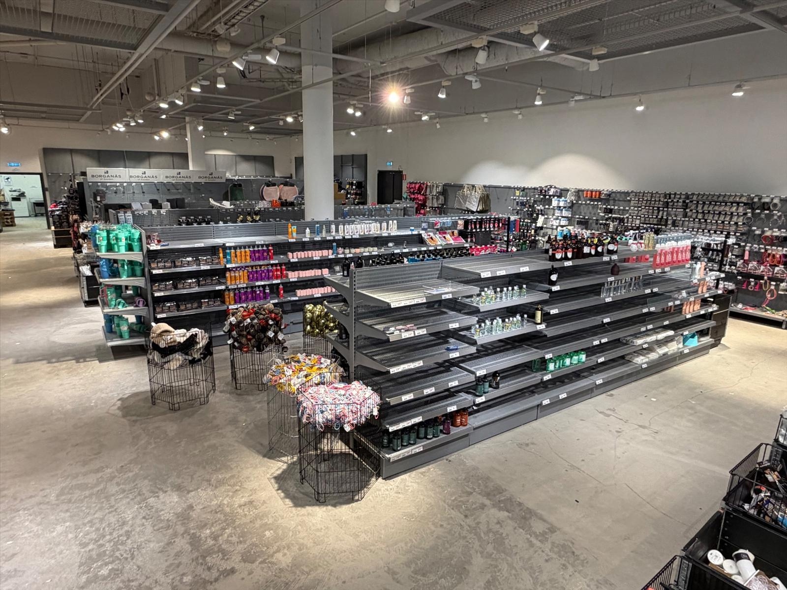 Komplett butiksinredning från ONGO Heron City (2000m²)