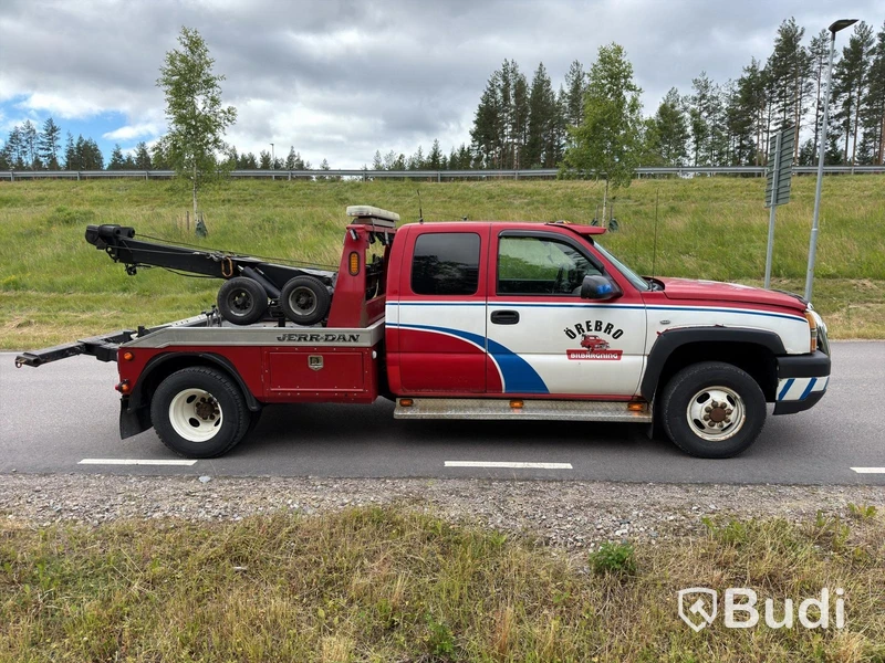 Tow truck Chevrolet Silverado 3500 Extended Cab 6.6 Duramax V8 4WD -2004 | Jerr-Dan