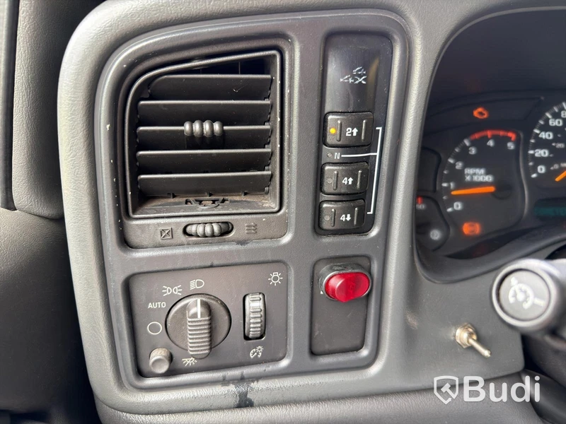 Tow truck Chevrolet Silverado 3500 Extended Cab 6.6 Duramax V8 4WD -2004 | Jerr-Dan