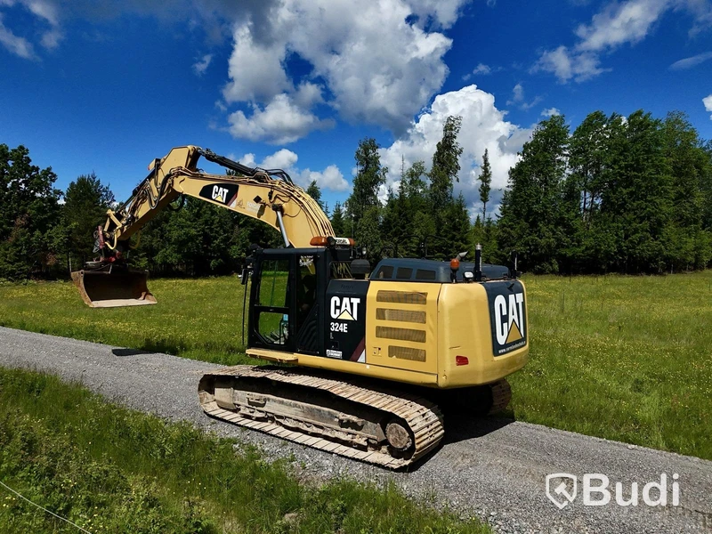 Bandgrävare Cat 324EL | 3 st redskap | 2012